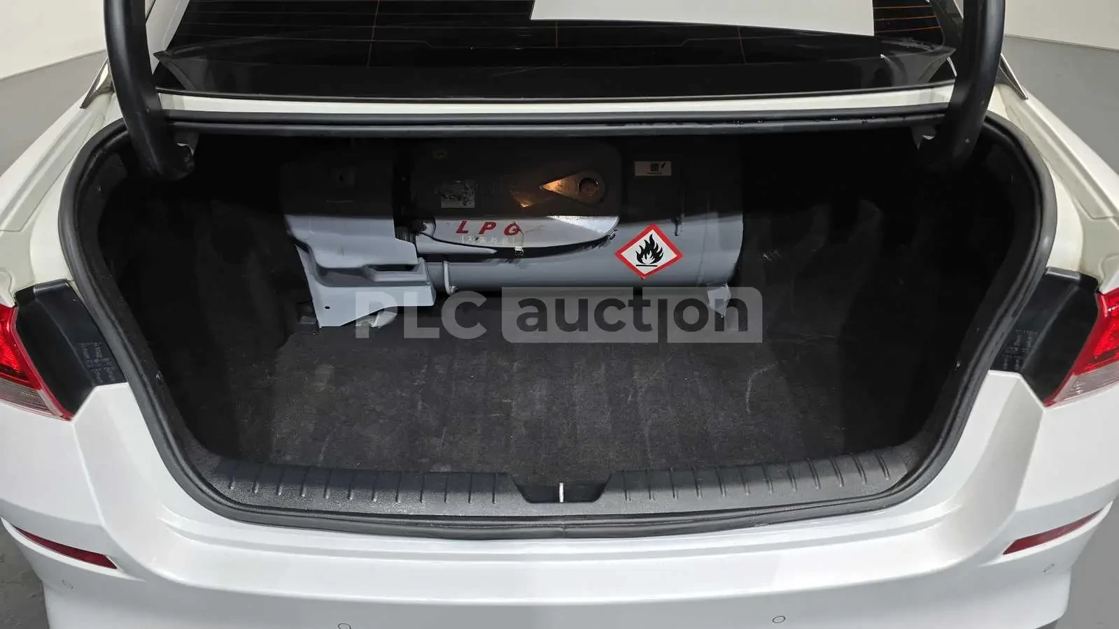 Kia K5 | Mobile.bg � ����������� 17