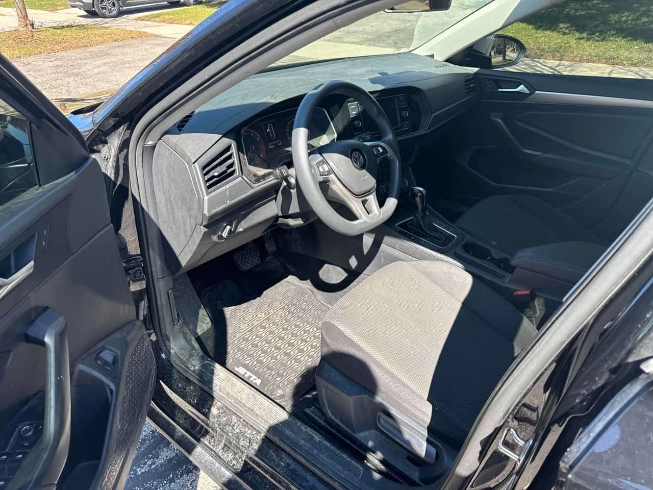 VW Jetta * Comfortline * CARFAX * 2 КЛЮЧА * KEYLESS * , снимка 5 - Автомобили и джипове - 54190586