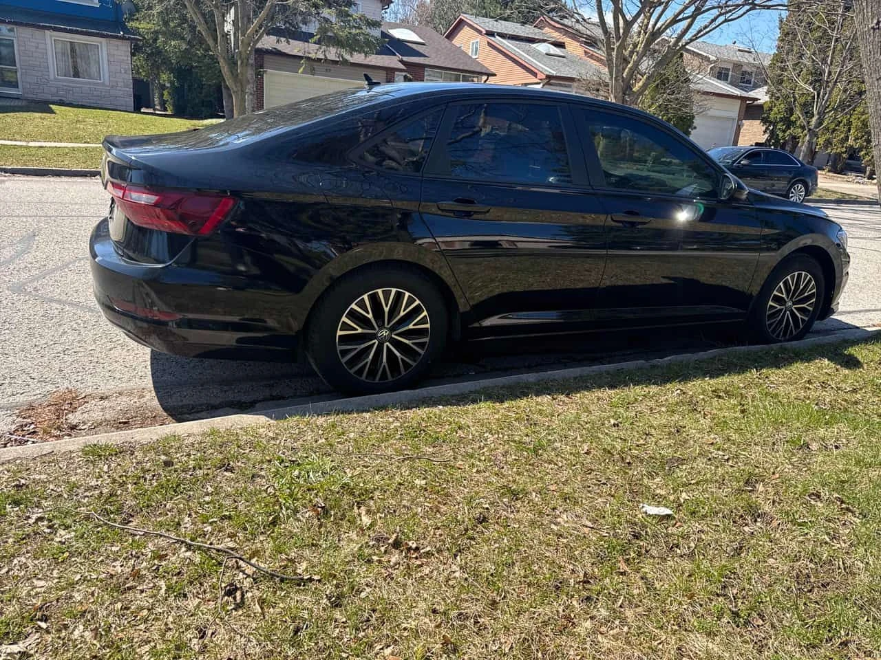 VW Jetta * Comfortline * CARFAX * 2 КЛЮЧА * KEYLESS * , снимка 3 - Автомобили и джипове - 54190586