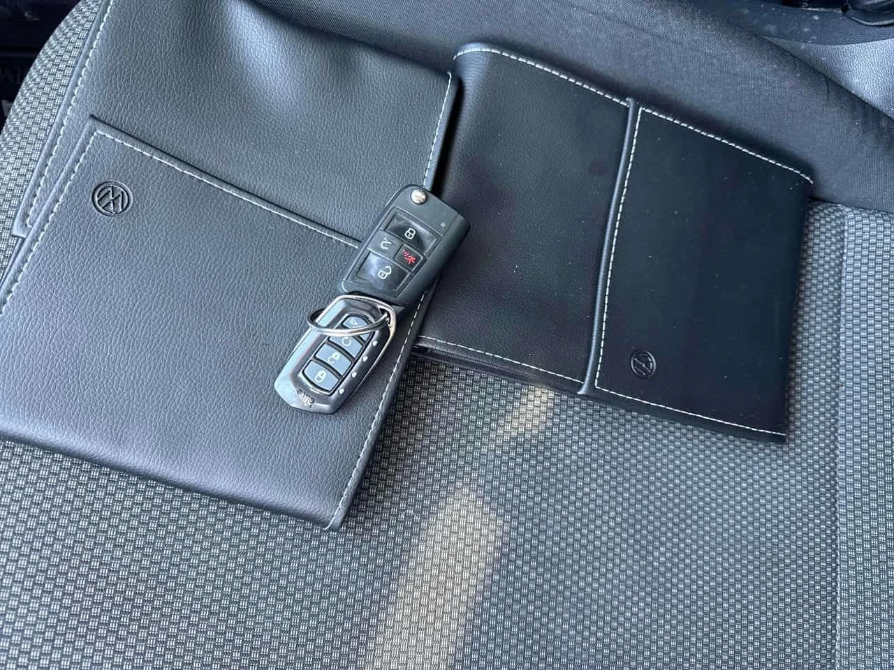 VW Jetta * Comfortline * CARFAX * 2 КЛЮЧА * KEYLESS * , снимка 12 - Автомобили и джипове - 54190586