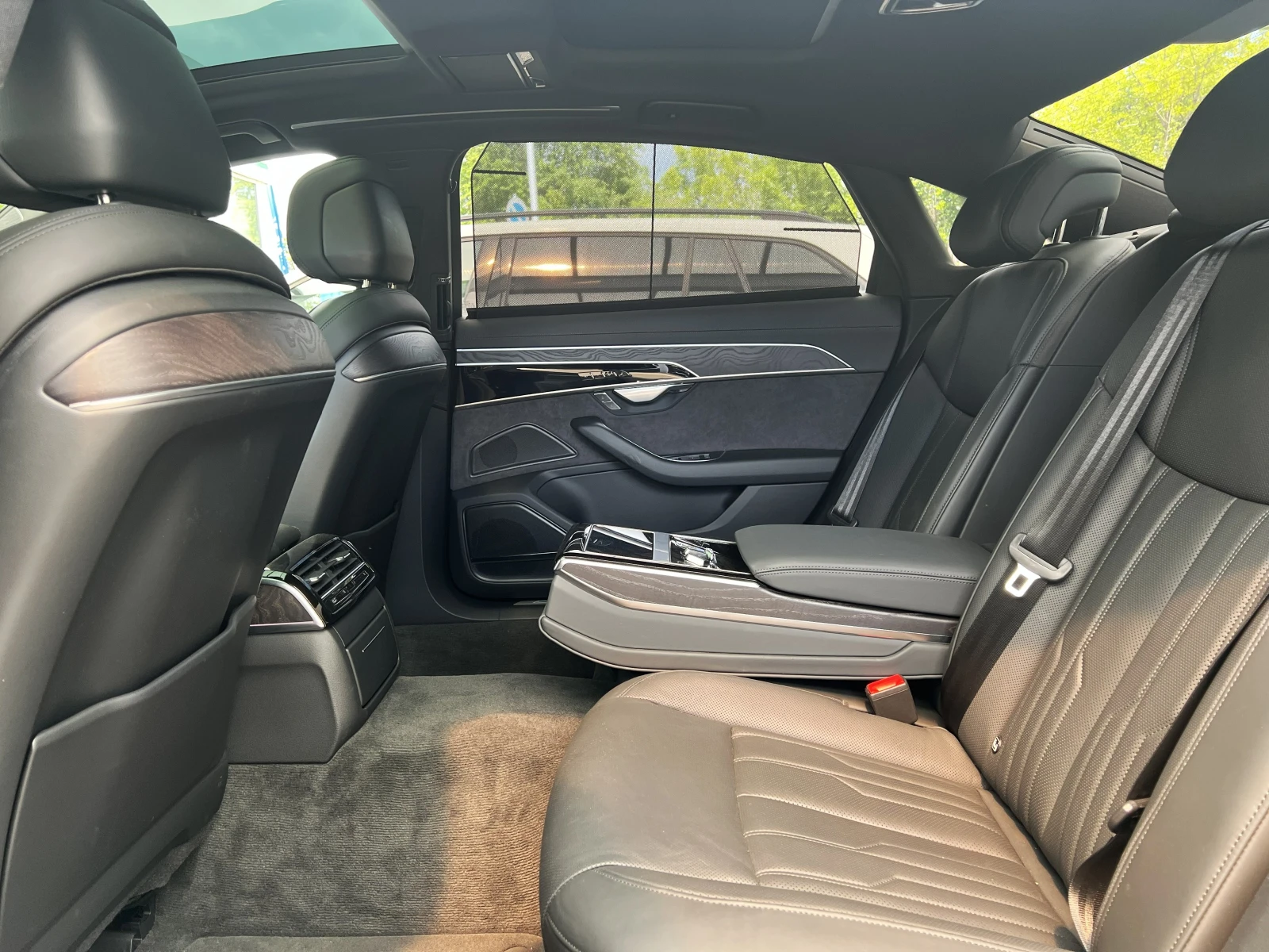 Audi A8 60 L TFSIe / QUATTRO / AIR / MATRIX / B&O / PANO /, снимка 15 - Автомобили и джипове - 54411726