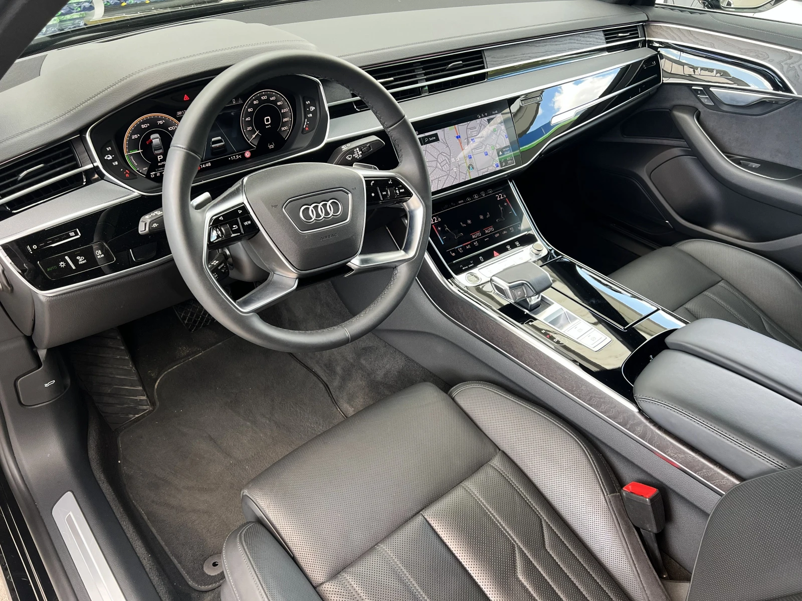 Audi A8 60 L TFSIe / QUATTRO / AIR / MATRIX / B&O / PANO /, снимка 8 - Автомобили и джипове - 54411726