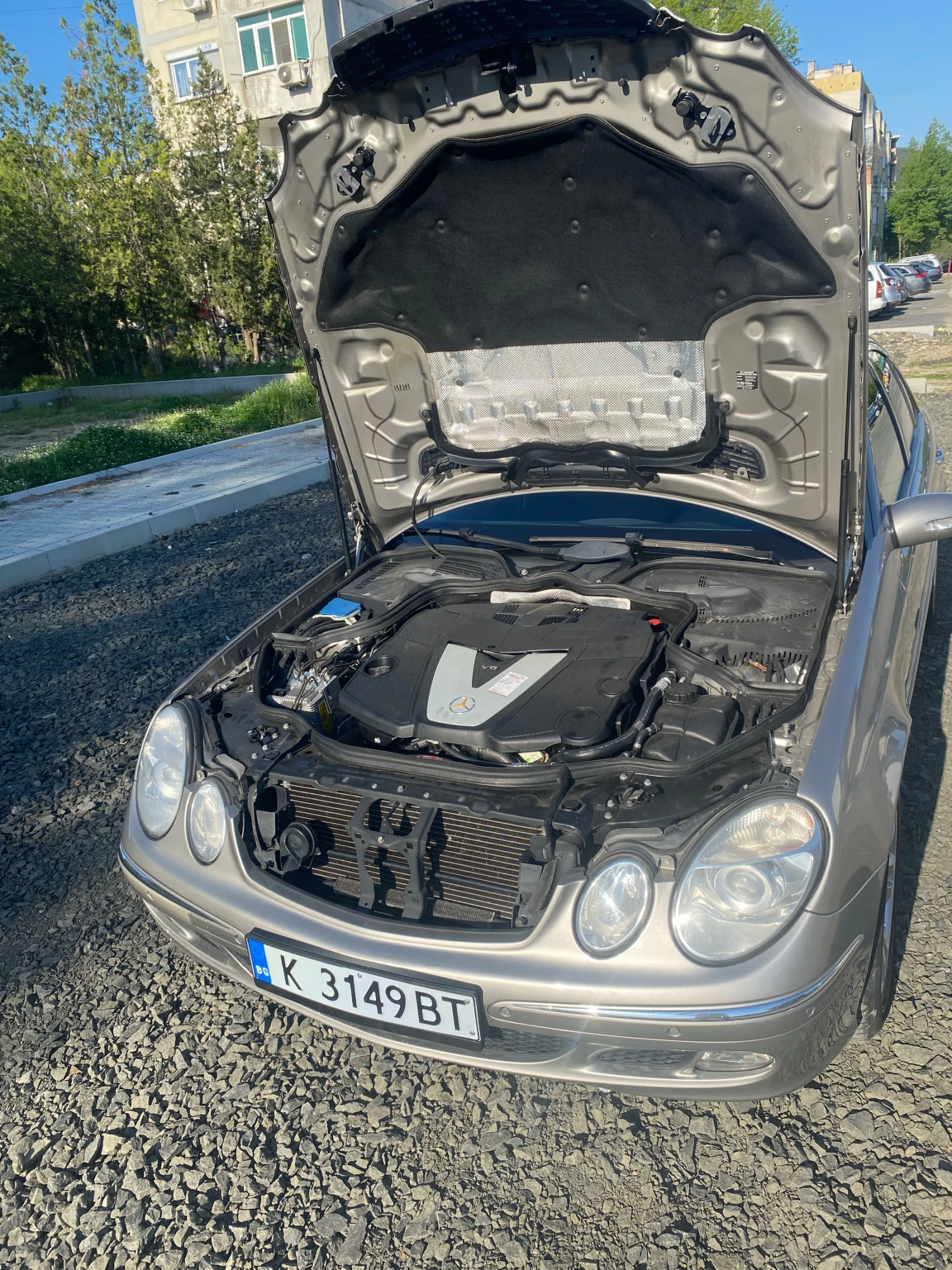 Mercedes-Benz E 280, снимка 5 - Автомобили и джипове - 54437041