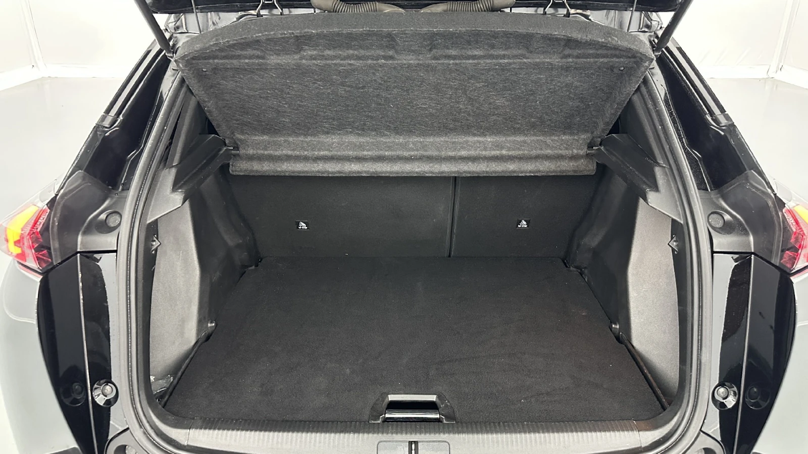 Peugeot 2008 1.2i Allure | Mobile.bg � ����������� 14