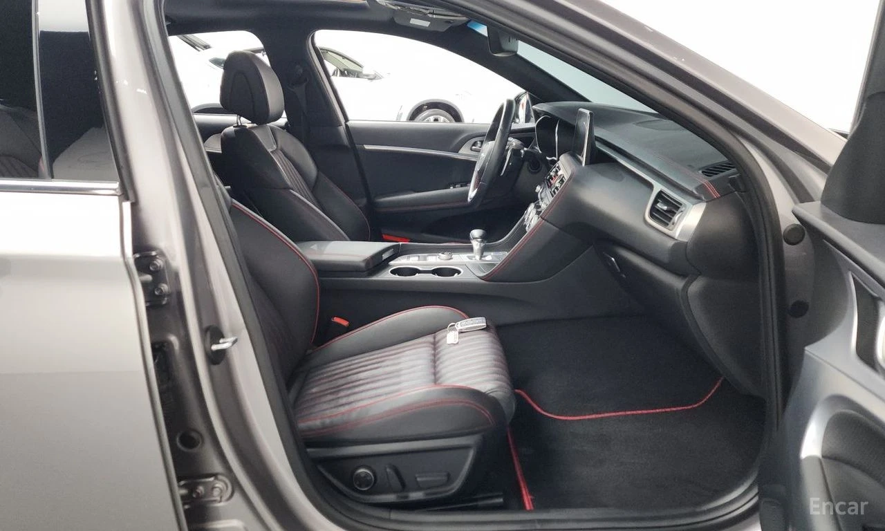 Genesis G70 2.0T* AWD* SPORT PACKAGE* , снимка 12 - Автомобили и джипове - 54956201