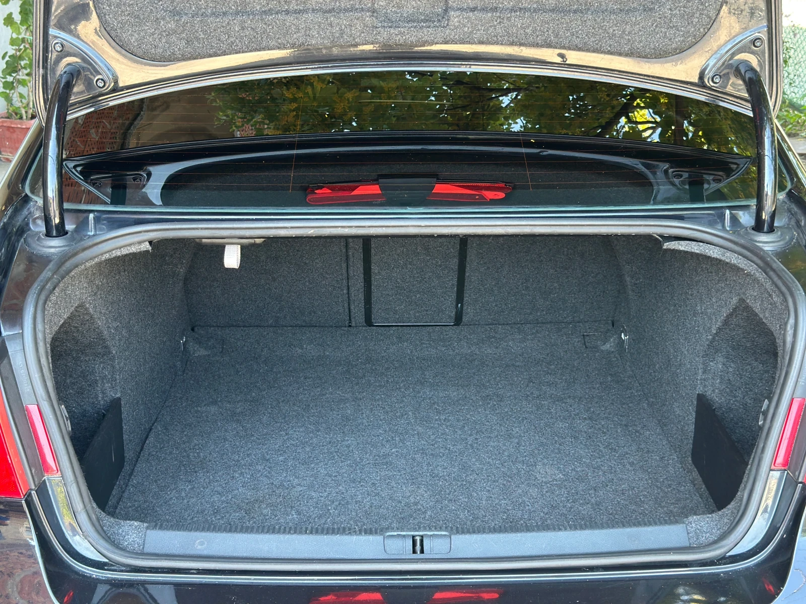 VW Passat 1.9TDI High-line, снимка 11 - Автомобили и джипове - 55221462