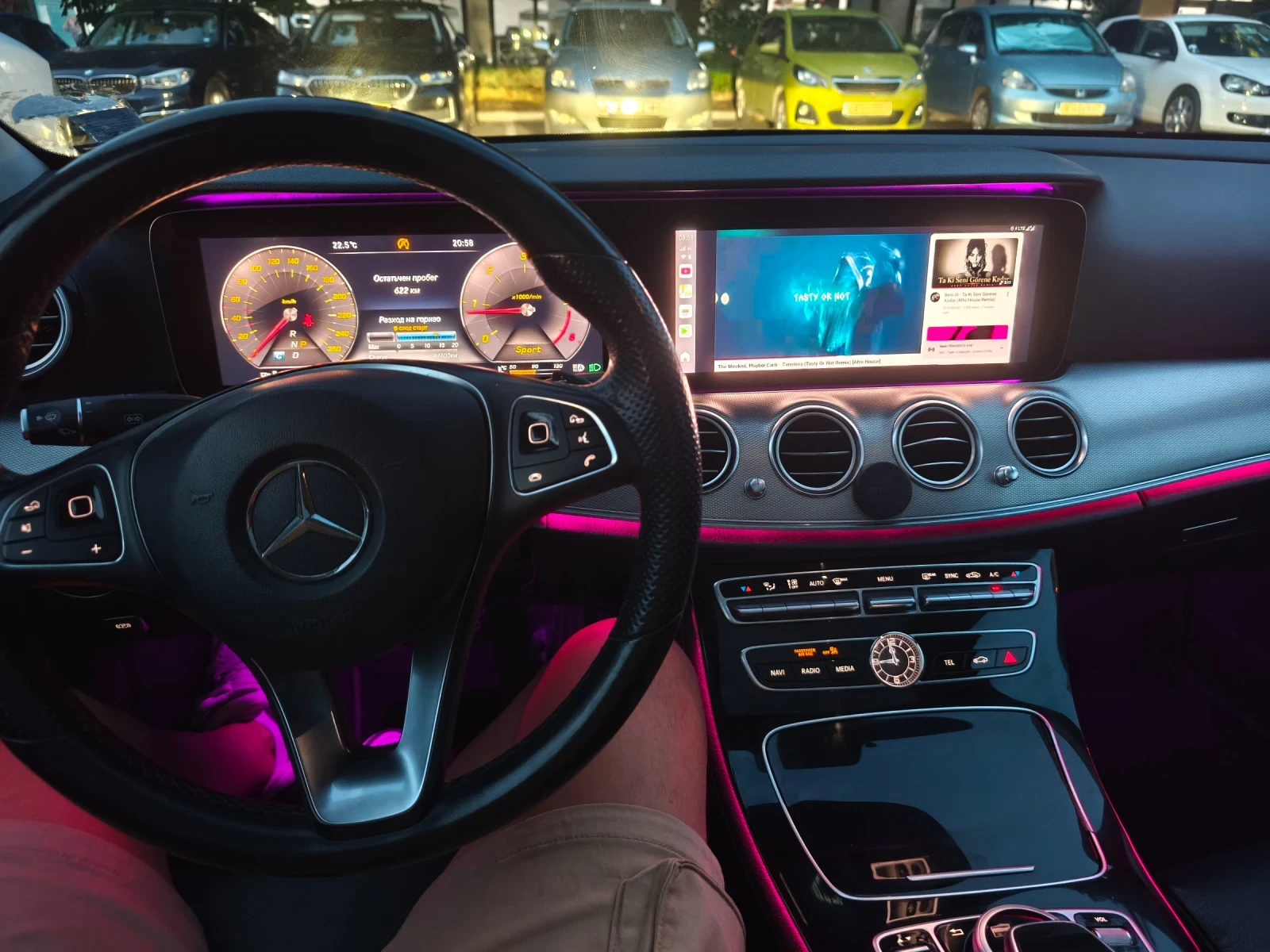 Mercedes-Benz E 220 d  * Мултибийм * 360  * панорама* дигитал, снимка 13 - Автомобили и джипове - 55438570