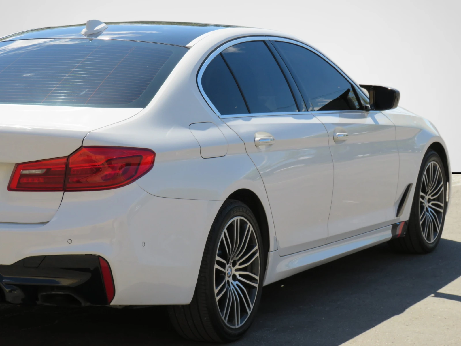 BMW 530 i xDrive M Sport | HUD | 360  | CarPlay | Mobile.bg � ����������� 5
