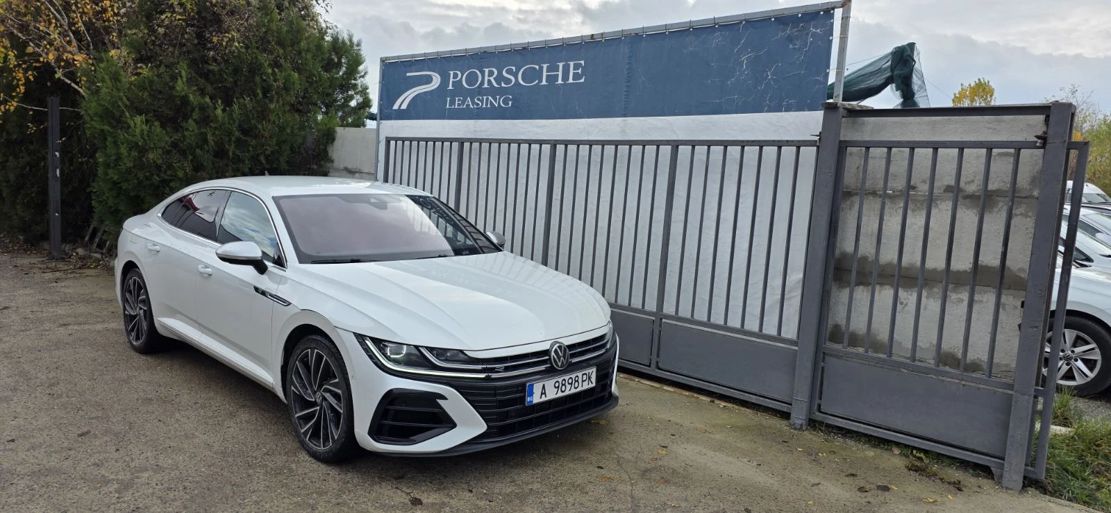 VW Arteon  R 2.0 TSI OPF 4MOTION, снимка 7 - Автомобили и джипове - 55581830