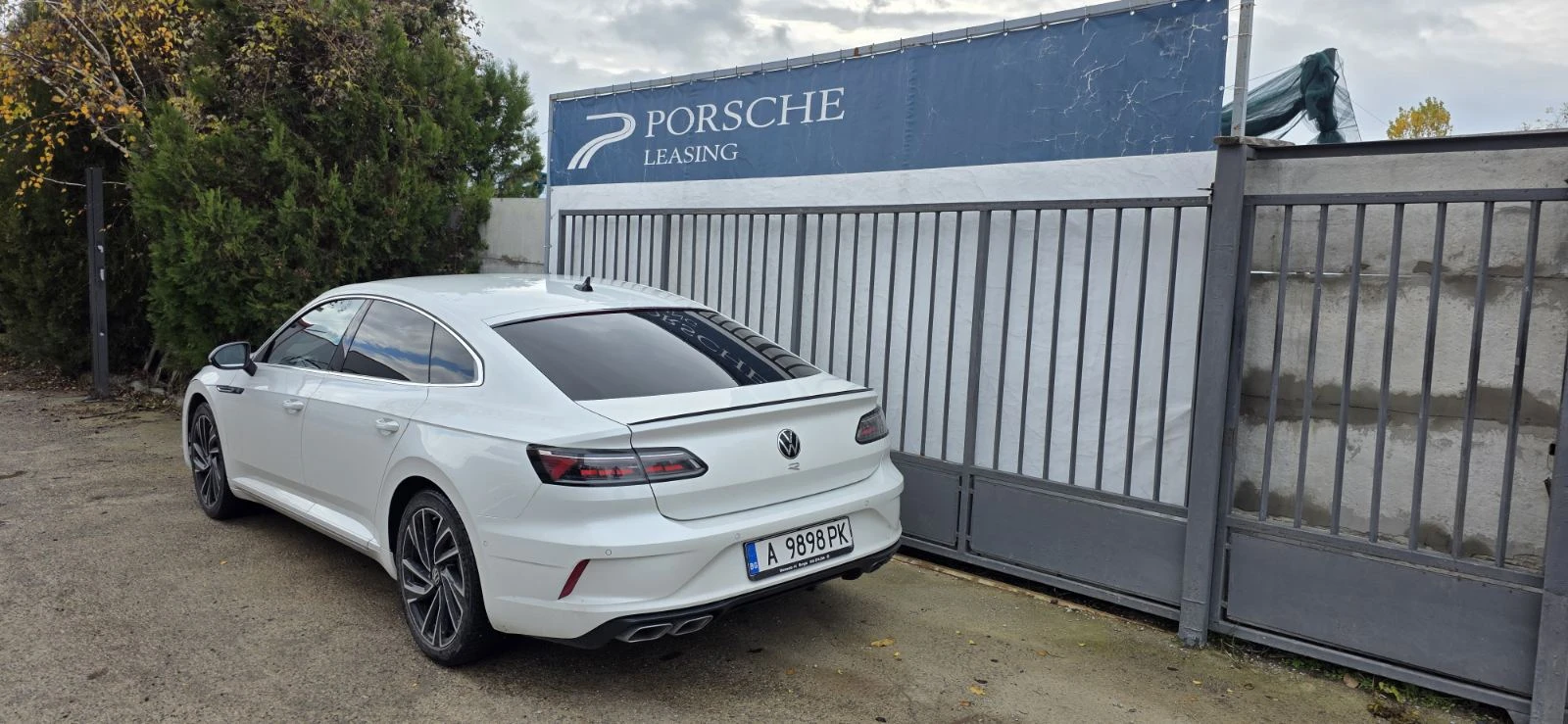 VW Arteon  R 2.0 TSI OPF 4MOTION, снимка 3 - Автомобили и джипове - 55581830