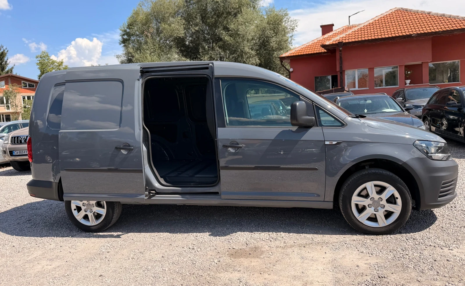 VW Caddy 2.0 TDI/ MAXI/ 4Motion/ Euro 6, снимка 9 - Автомобили и джипове - 55940049