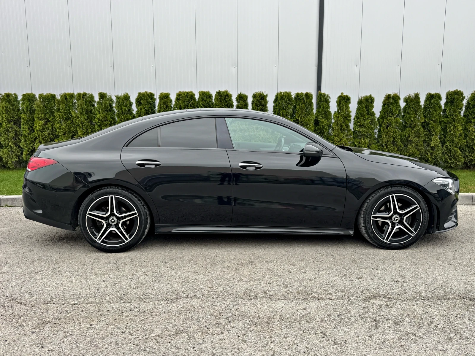 Mercedes-Benz CLA 180d AMG/Shadow line/Регистриран/Обслужен!!!, снимка 7 - Автомобили и джипове - 56058539