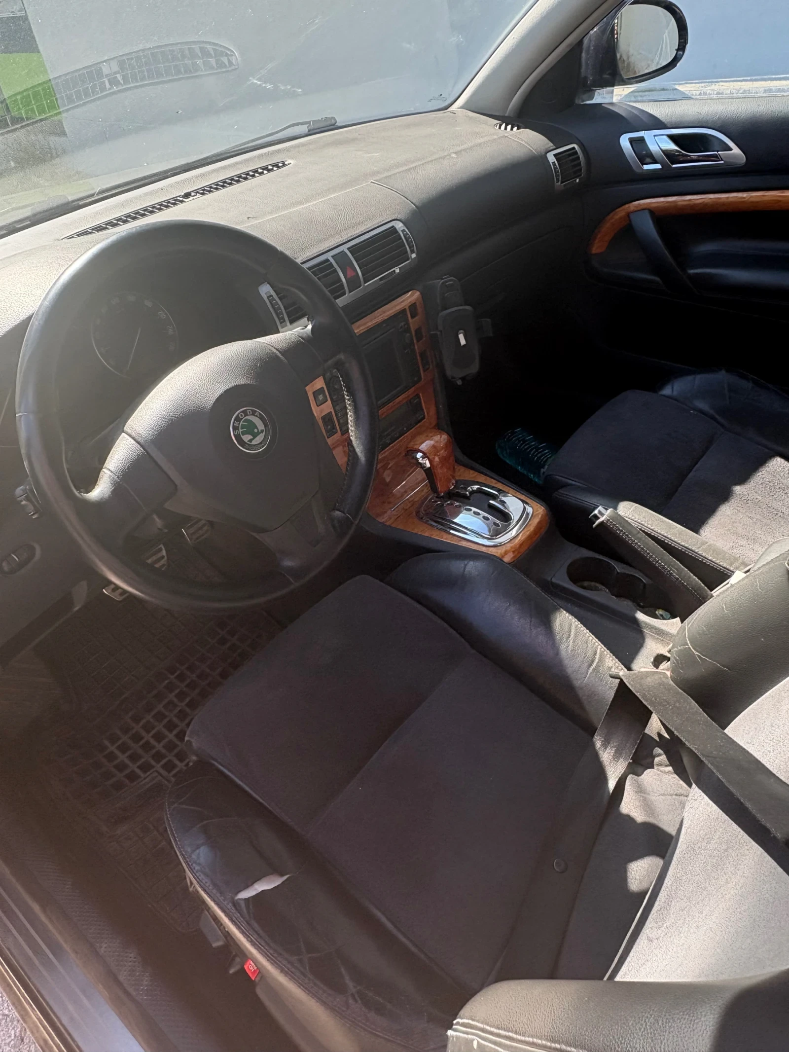 Skoda Superb Facelift, снимка 4 - Автомобили и джипове - 56096153