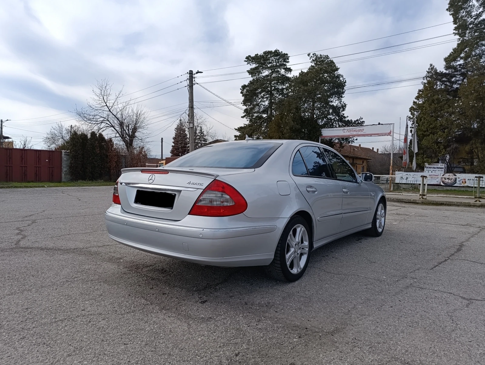 Mercedes-Benz E 350, снимка 4 - Автомобили и джипове - 56184863