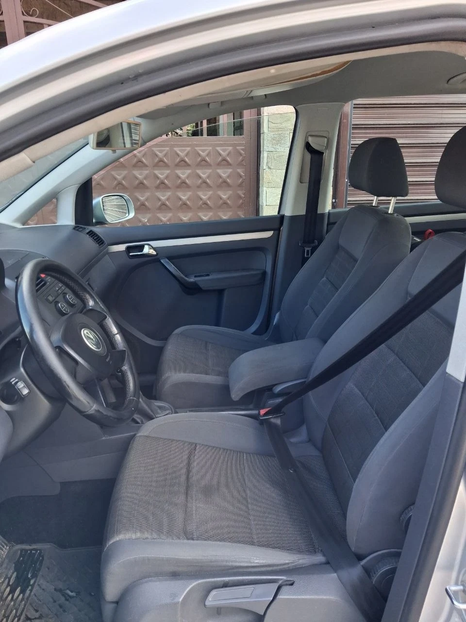 VW Touran 1.9TDI 105K KLIMA 6 SKOROSTI, снимка 14 - Автомобили и джипове - 56222330