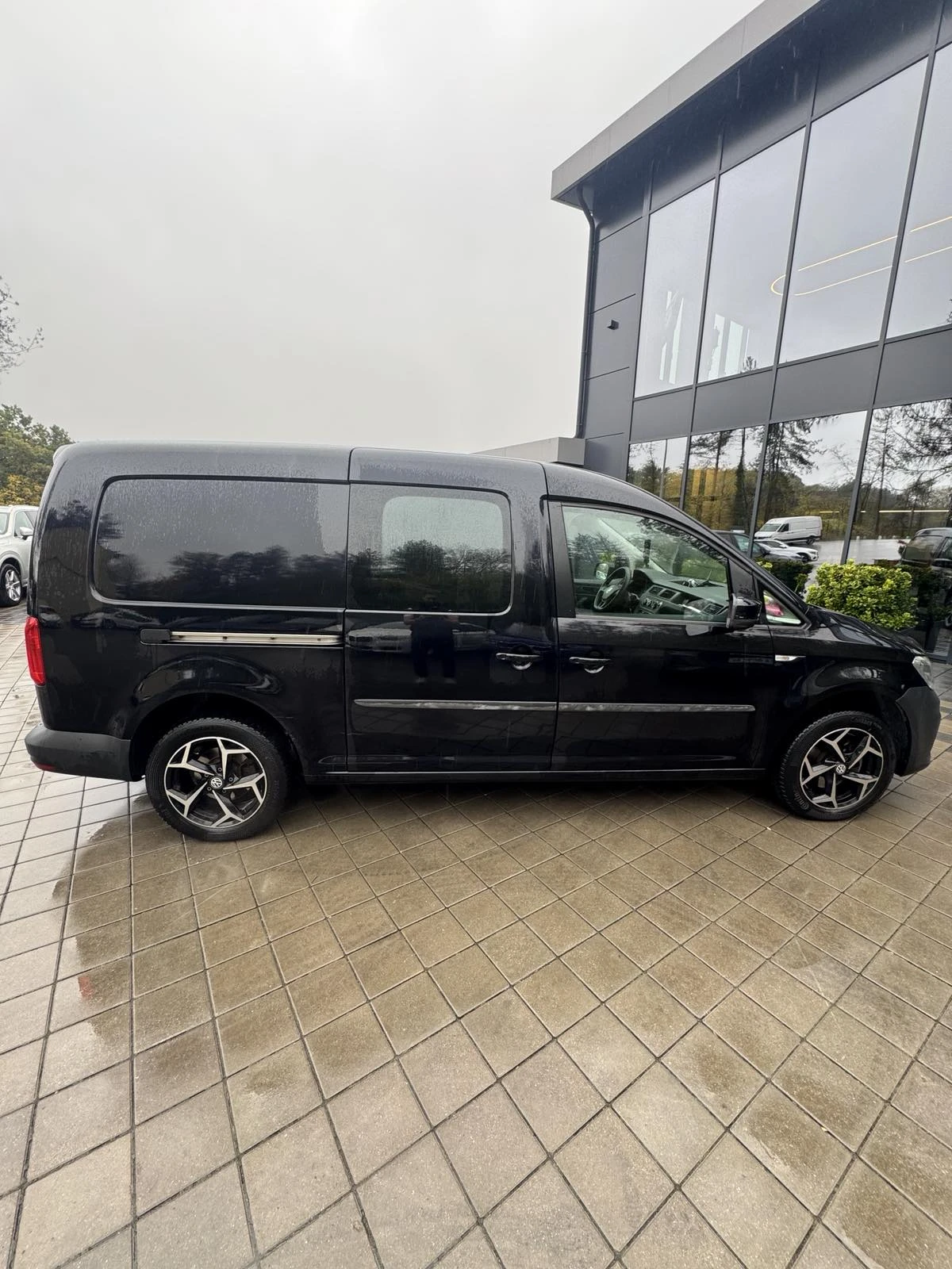 VW Caddy MAXI, снимка 8 - Автомобили и джипове - 56706562