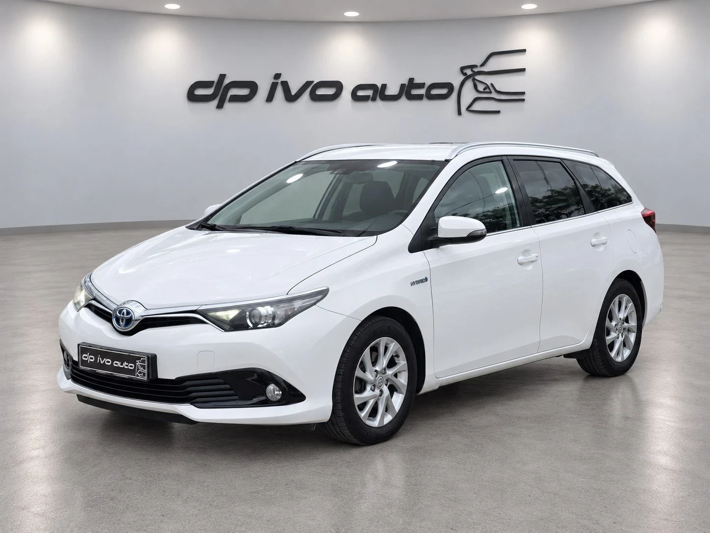 Toyota Auris �����* �� �����* ������ | Mobile.bg � ����������� 2