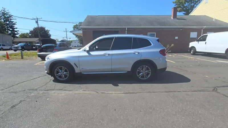 BMW X3 xDrive30i, снимка 2 - Автомобили и джипове - 47258308