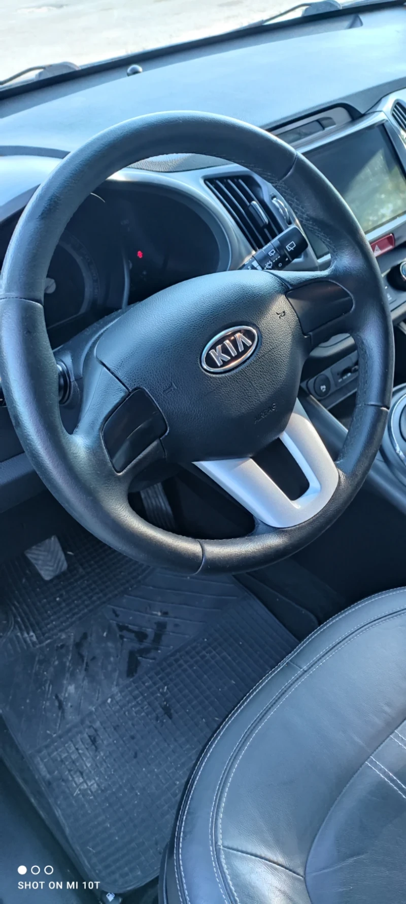 Kia Sportage, снимка 14 - Автомобили и джипове - 47616200