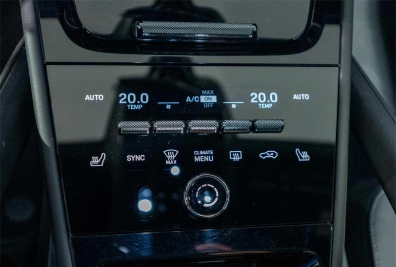 Porsche Cayenne E-HYBRID/FACELIFT/BOSE/PANO/360/SPORT CHRONO/, снимка 13 - Автомобили и джипове - 51881760