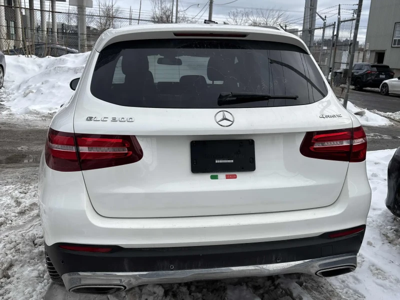 Mercedes-Benz GLC 300 CARFAX, снимка 4 - Автомобили и джипове - 53495786