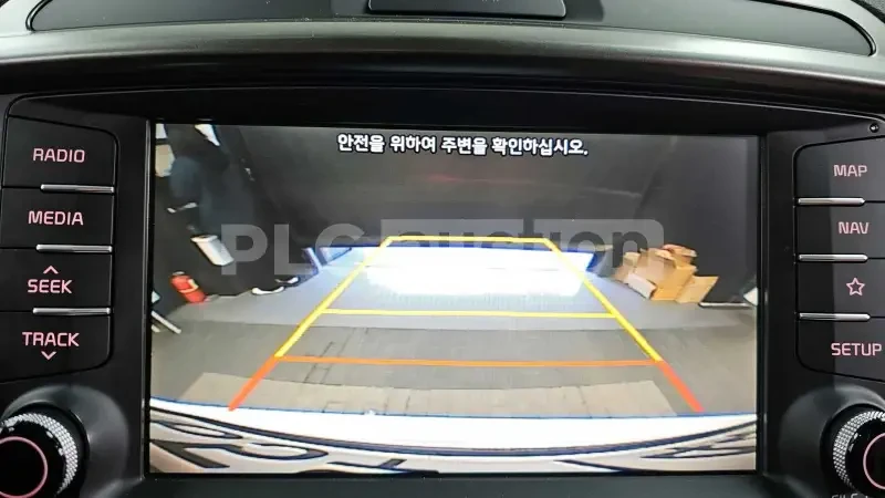 Kia Sorento 2.0 CRDI, снимка 9 - Автомобили и джипове - 54190046