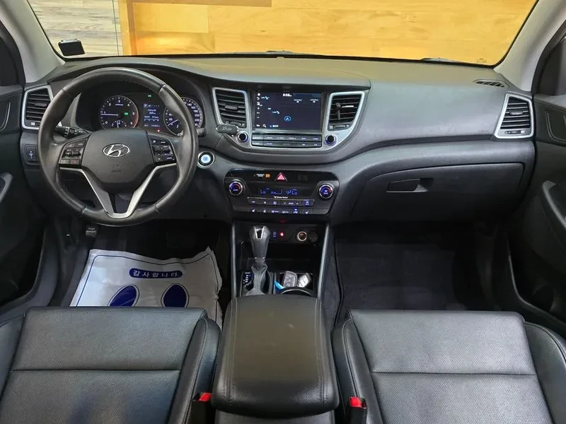 Hyundai Tucson Diesel 2.0 2Wd Modern | Mobile.bg � ����������� 8