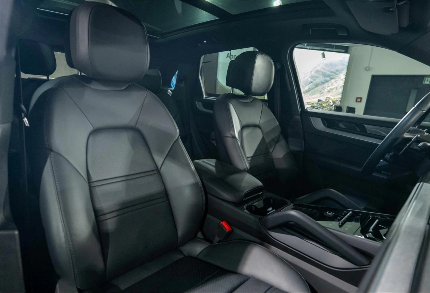 Porsche Cayenne E-HYBRID/FACELIFT/BOSE/PANO/360/SPORT CHRONO/ | Mobile.bg   15