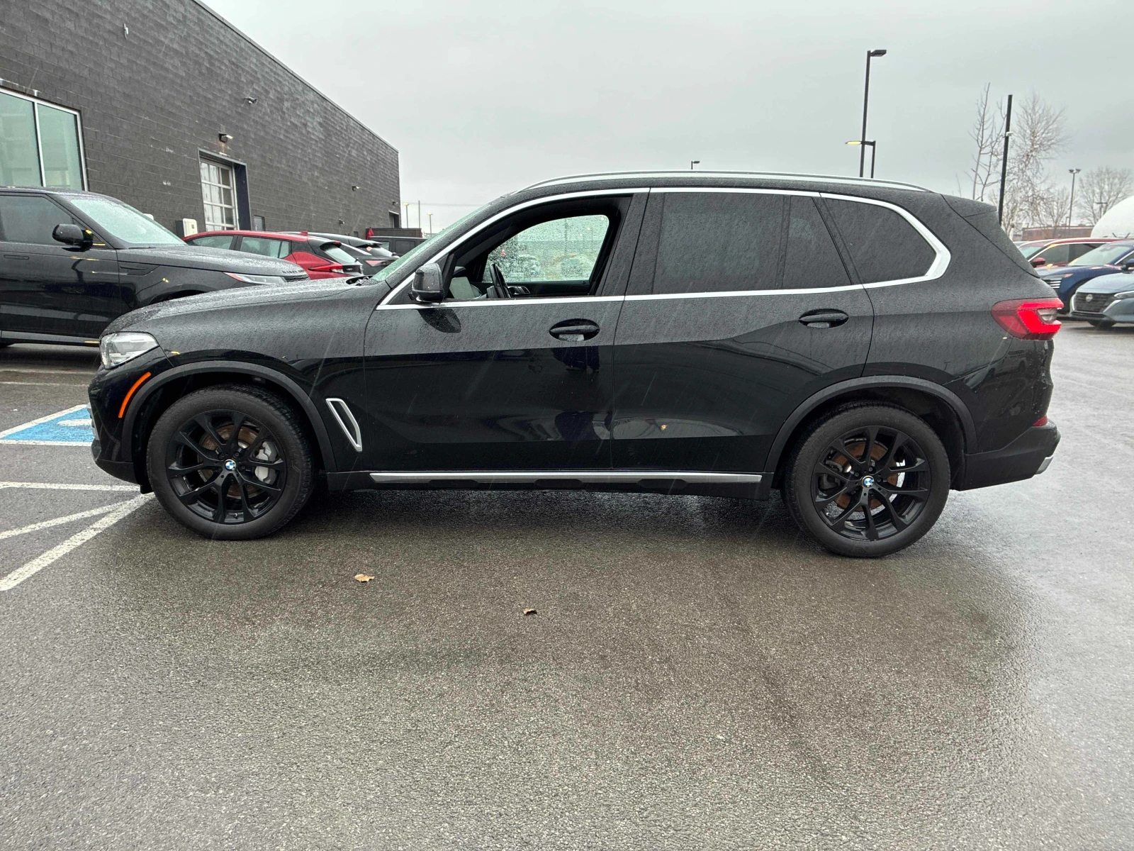 BMW X5 xDrive40i * * CARFAX * * АВТО КРЕДИТ * * , снимка 3 - Автомобили и джипове - 53832255