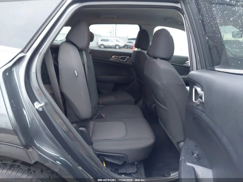 Kia Sportage 2.5l Lx, снимка 8 - Автомобили и джипове - 54072071