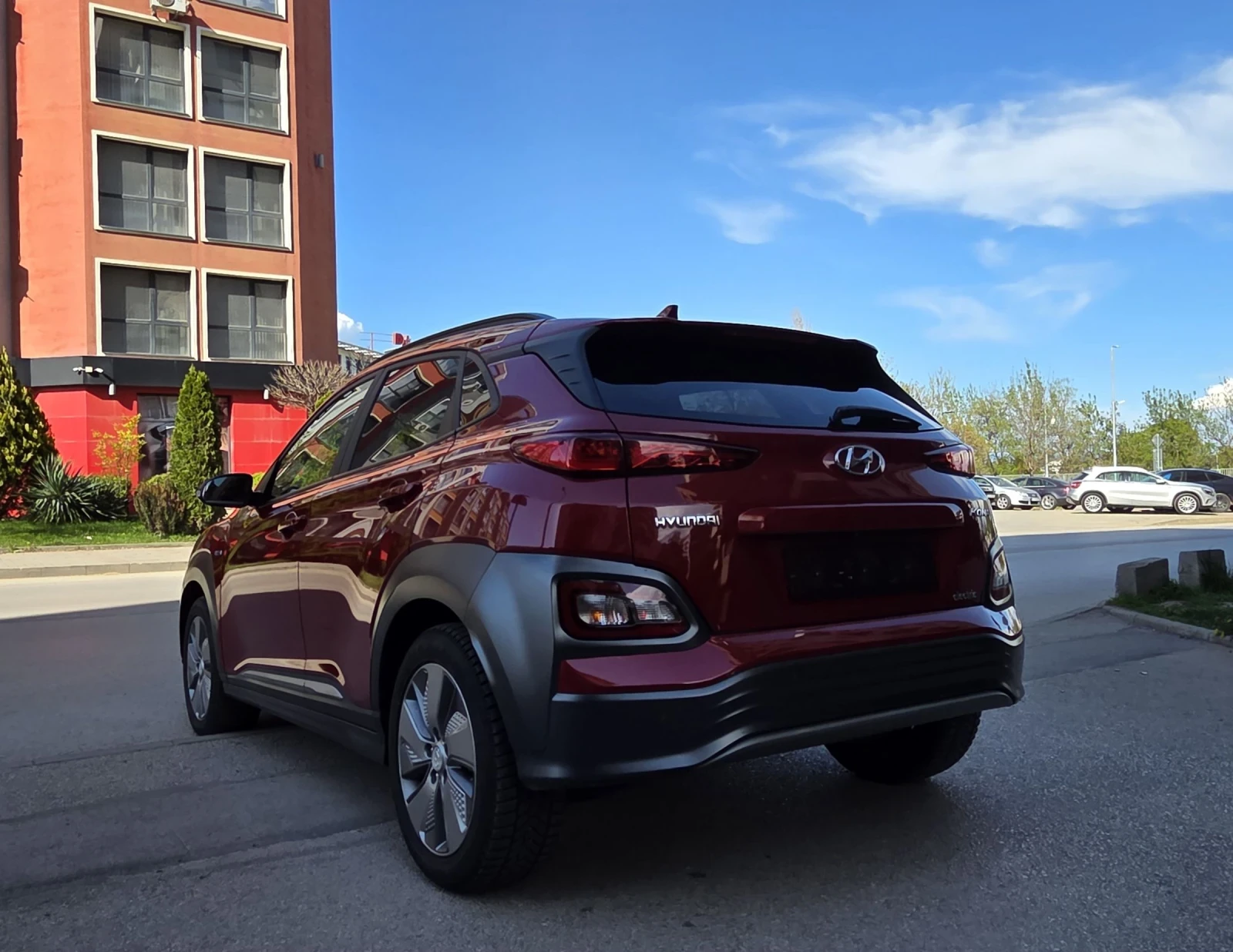 Hyundai Kona 64KWh/SOH100%, снимка 4 - Автомобили и джипове - 54838002