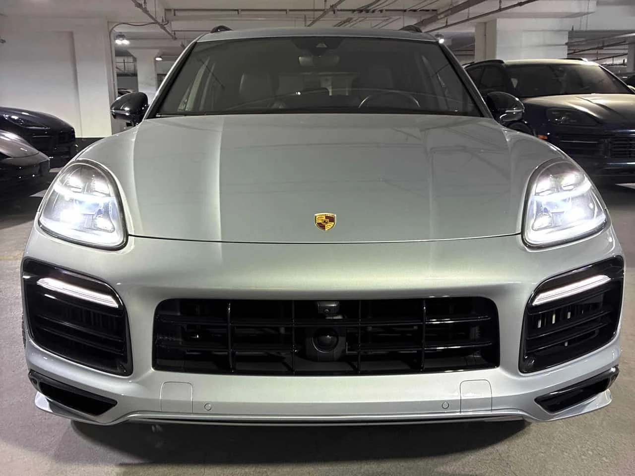 Porsche Cayenne * GTS * CARFAX * ОПЦИЯ ЗА ФИНАНСИРАНЕ , снимка 6 - Автомобили и джипове - 55246274