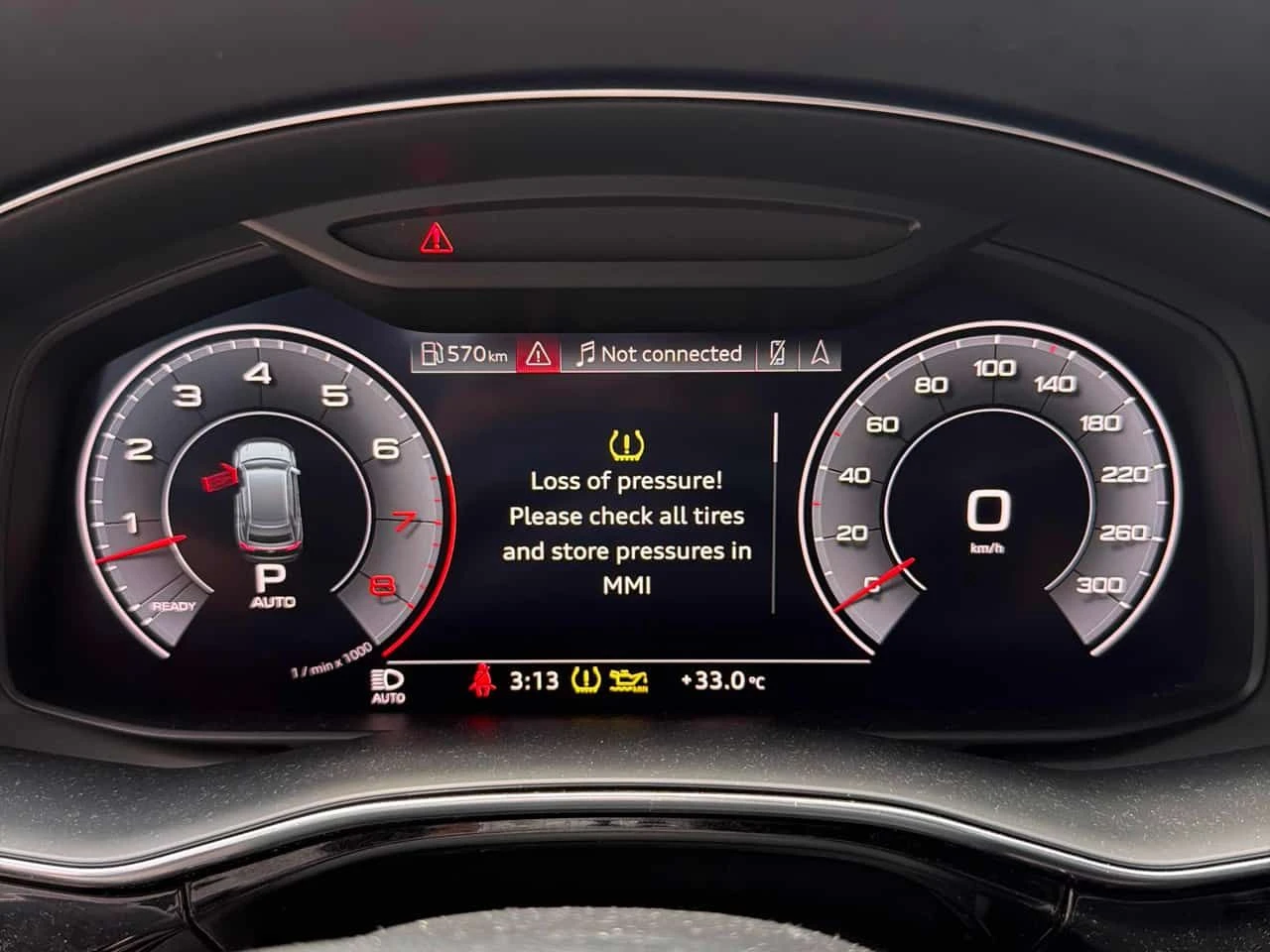 Audi Q8 TECHNIK * 360 KAMEРА* ОБДУХВАНЕ* ПАНОРАМА* , снимка 8 - Автомобили и джипове - 55255116