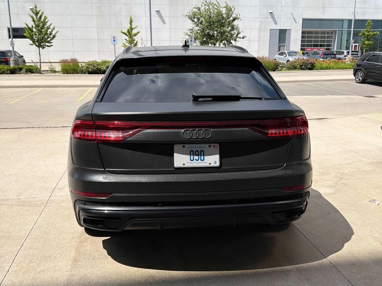 Audi Q8 TECHNIK * 360 KAMEРА* ОБДУХВАНЕ* ПАНОРАМА* , снимка 5 - Автомобили и джипове - 55255116