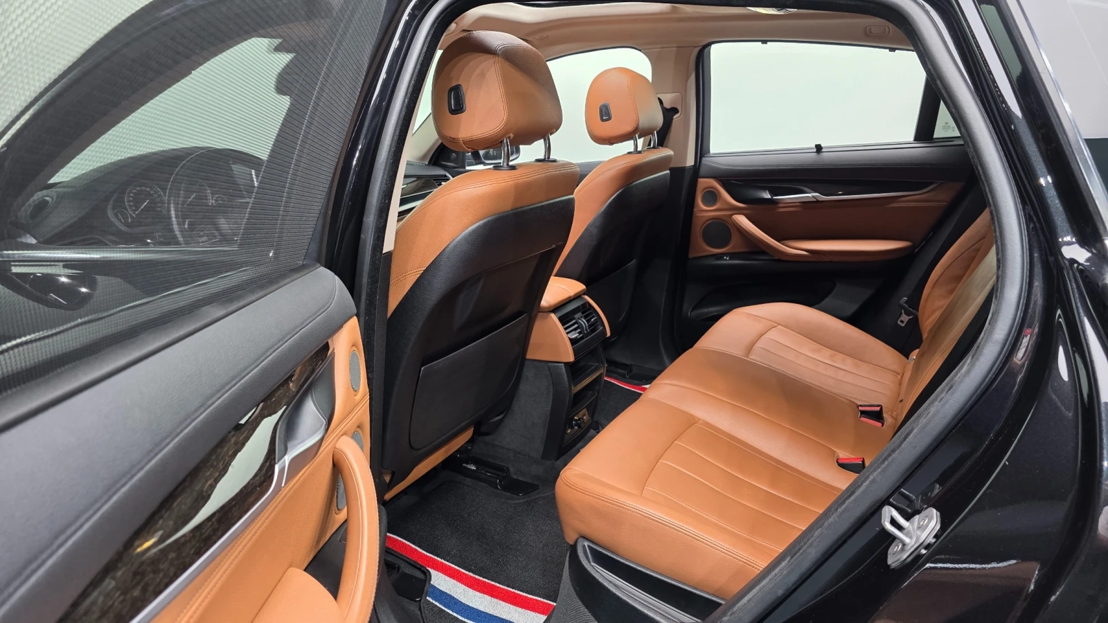 BMW X6 | АВТОКРЕДИТ БЕЗ ПЪРВОНАЧАЛНА ВНОСКА | , снимка 13 - Автомобили и джипове - 55277165