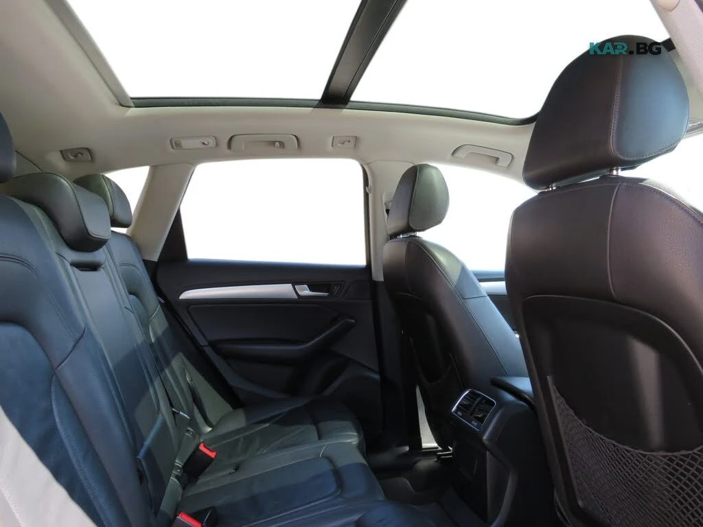 Audi Q5 Progressiv * Memory * АвтоКредит * (ЦЕНА ДО БГ), снимка 17 - Автомобили и джипове - 56358405