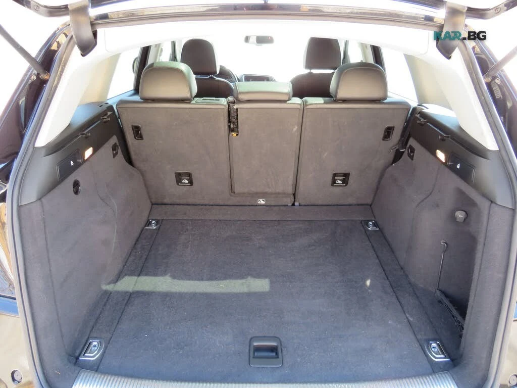Audi Q5 Progressiv * Memory * АвтоКредит * (ЦЕНА ДО БГ), снимка 15 - Автомобили и джипове - 56358405