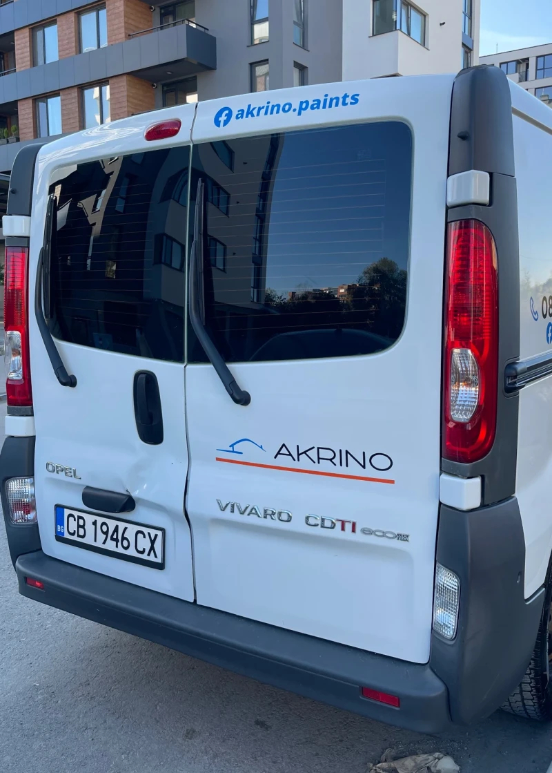 Opel Vivaro, снимка 4 - Бусове и автобуси - 48345355