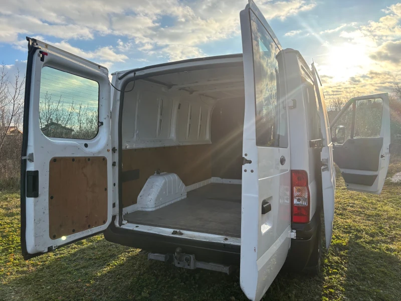 Ford Transit Turneo, снимка 13 - Бусове и автобуси - 48424794