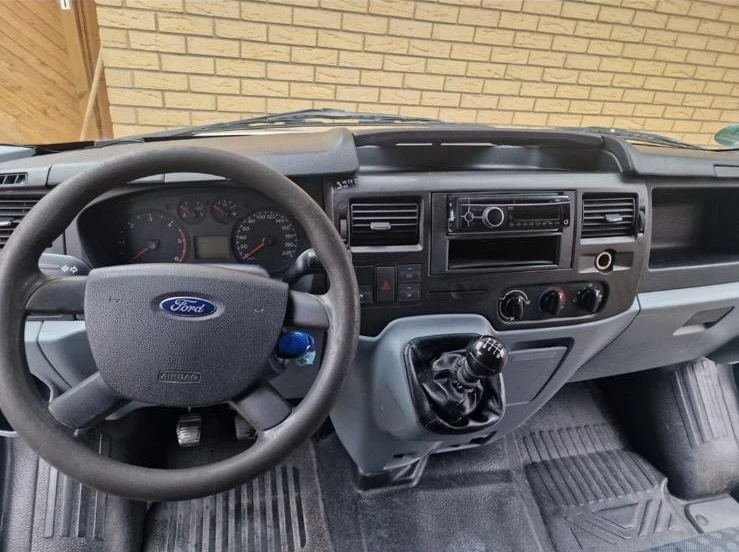 Ford Transit Turneo, снимка 5 - Бусове и автобуси - 48424794