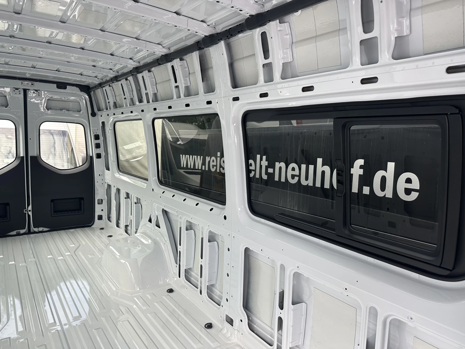 Mercedes-Benz Sprinter 519 CDi - изображение 6