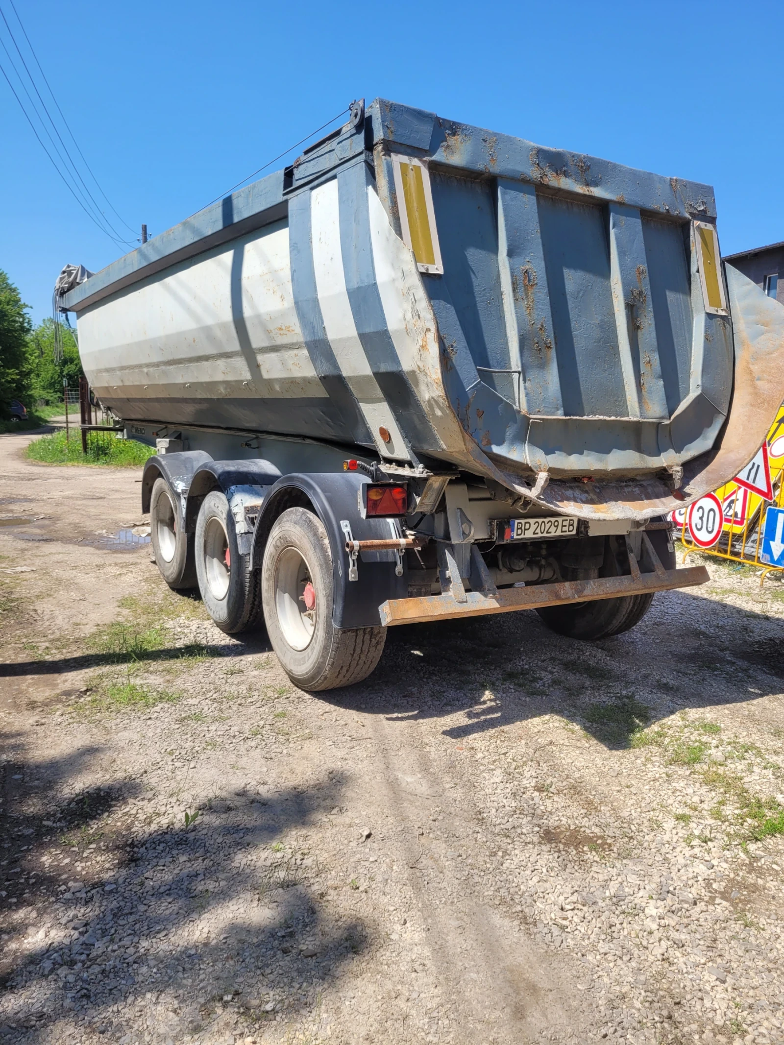 ����������� Menci | Mobile.bg � ����������� 6