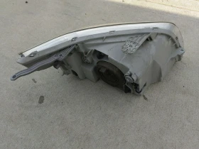 Ляв фар за Chevrolet Aveo 2010г. , снимка 2