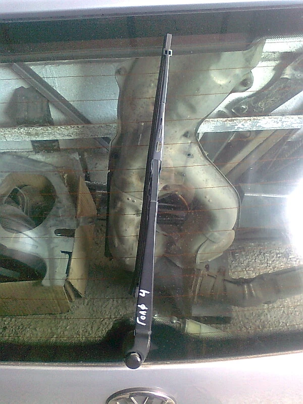 рамо чистачка задно за Фолксваген Голф МК4 