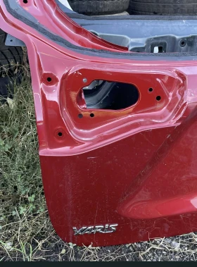 Заден капак Toyota Yaris Cross, снимка 4 - Части - 52957252