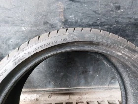 Гуми Летни 245/35R20, снимка 5 - Гуми и джанти - 40471893