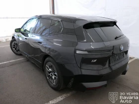 BMW iX 50 xDrive Sport, снимка 3