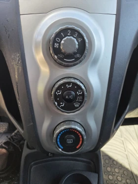 Toyota Yaris, снимка 4