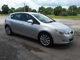 Обява за продажба на Opel Astra 1.6i 193000км АВТОМАТ ~10 999 лв. - изображение 2