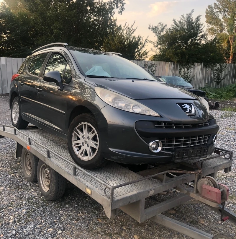 Peugeot 207 1.4 i 16v, снимка 1 - Автомобили и джипове - 37708141